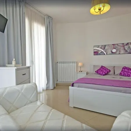 Bed and breakfast Planet Holiday San Domenico